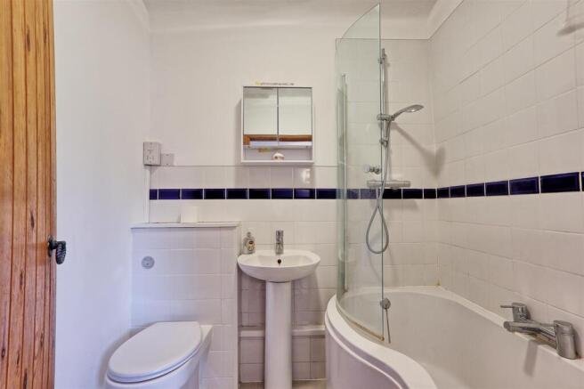 IMG_7831_2_3_easyHDR-interior3.jpg