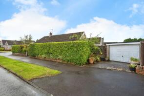 7, St Davids Close, Penllergaer, Swansea SA4 9AN