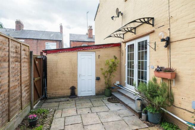15 Beeston Street-024.jpg