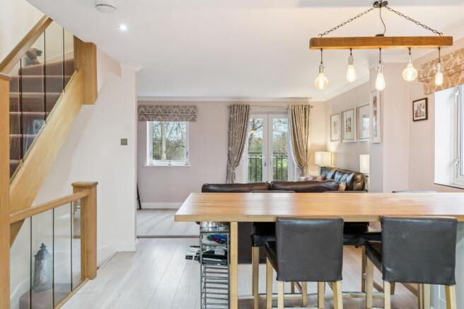 Lounge/Kitchen