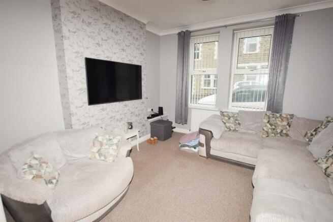 Lounge/ Dining Room