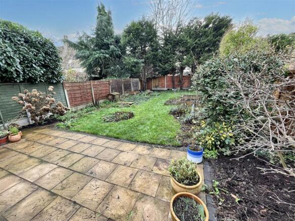 Gardens Aspect 3