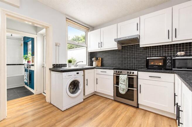 Grange Mount, Heswall, Wirral photo 4