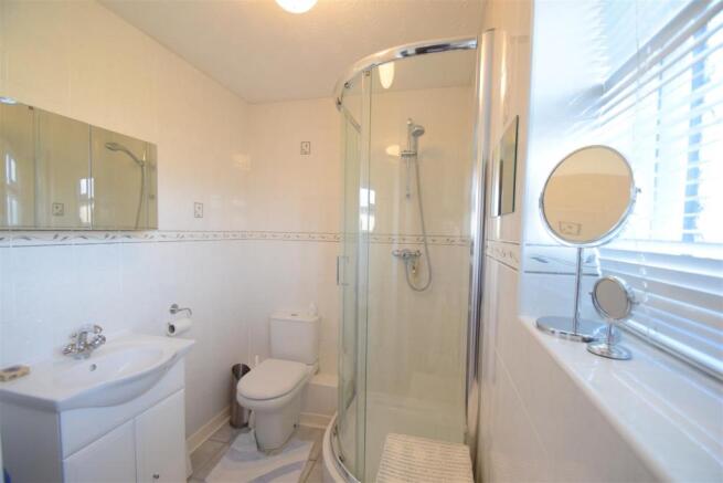 Master Ensuite