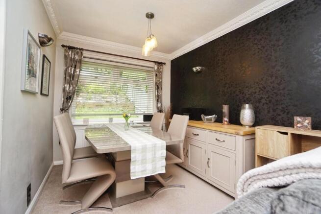 3 bed Semi-Detached for sale Image 11