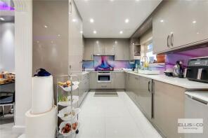 60, Lyon Park Avenue, Wembley HA0 4DX