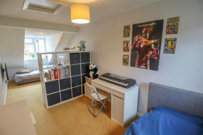 Photo 12