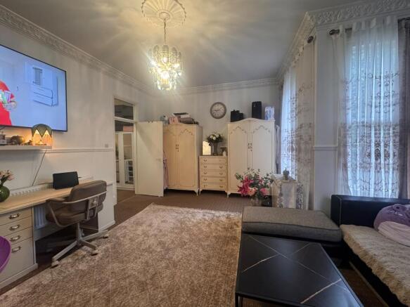 Bushwood, Leytonstone, Waltham Forest photo 4
