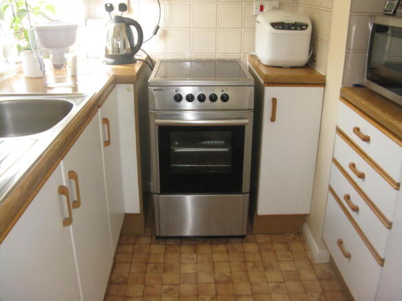 Photo 10