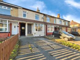 8, Oakdale Crescent, Bradford BD6 1RW