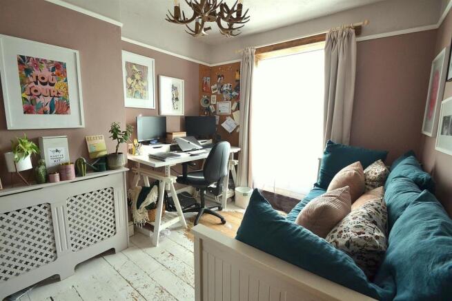 SEAVIEWBED22.JPG