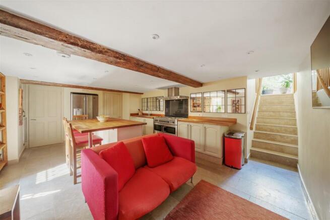 Kitchen / dining room