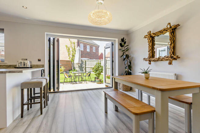 3 bed Detached for sale Image 6