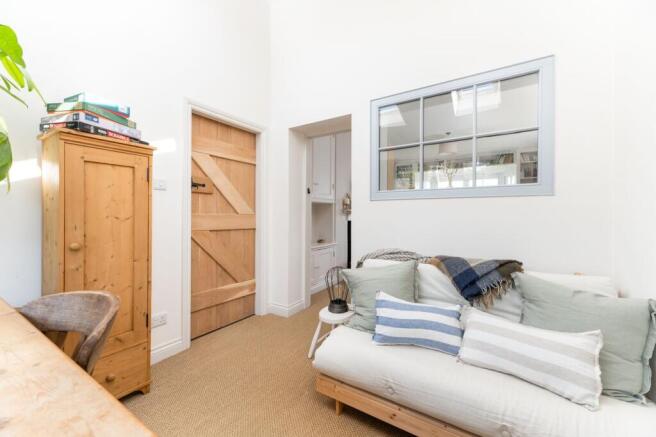 3 bed Semi-Detached for sale Image 10
