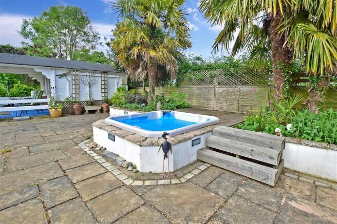 Swimming Pool 10.06