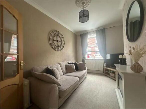 2 bed Terraced for sale Image 5