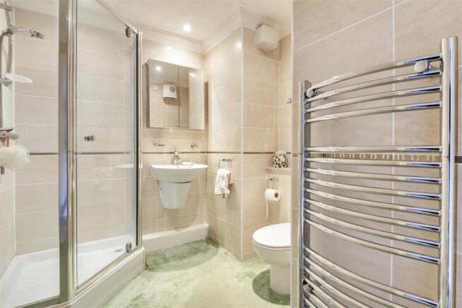 Shower Room (2).jpg