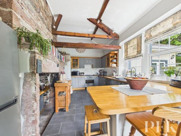 Breakfasting Kitchen