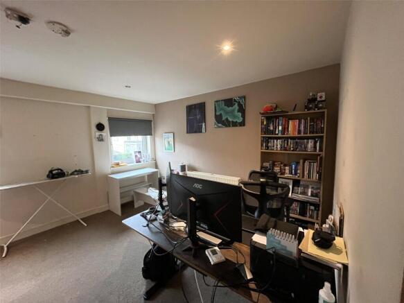 2 bed Apartment for sale Image 5