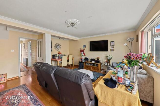 Nevill Way, Loughton, IG10 photo 3