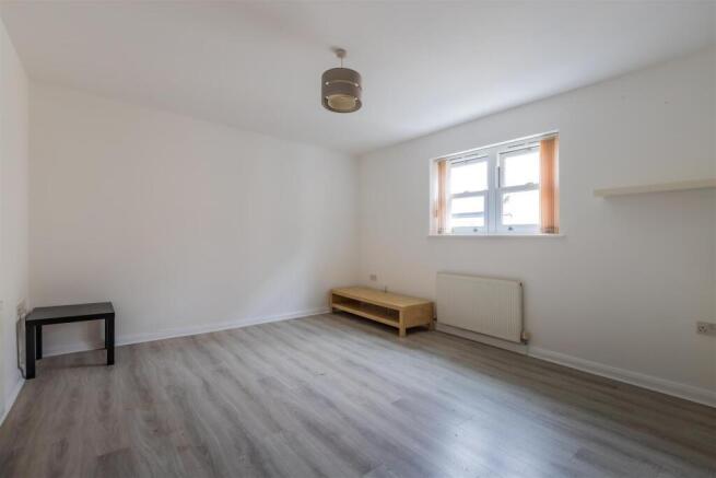 19 Cwrt Soffia-1.jpg