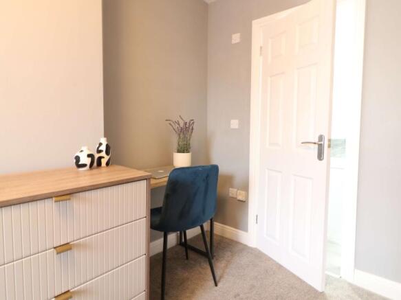 87 Middleton Room 5 1.JPG