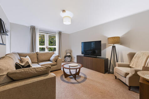 1/1, 3 Dargarvel Path, Dumbreck, G41 5NN
