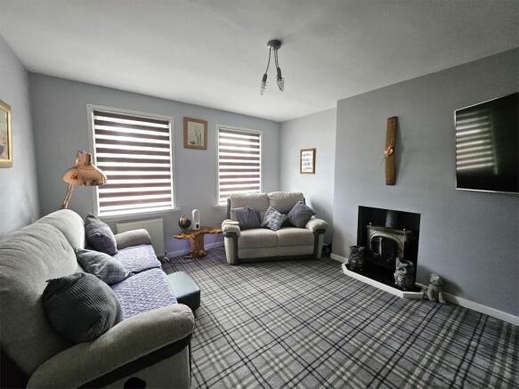 42 Barrington Avenue, Beith, KA15 2BY photo 5