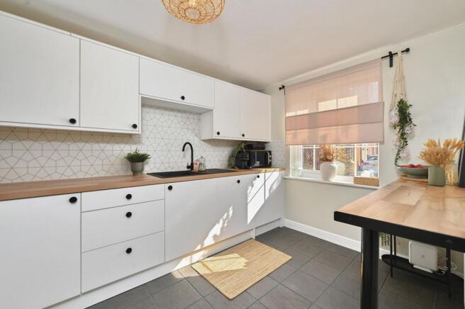 Kitchen/Breakfast Room