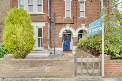 St. Augustines Road, Bedford, Bedfordshire, MK40 2NB