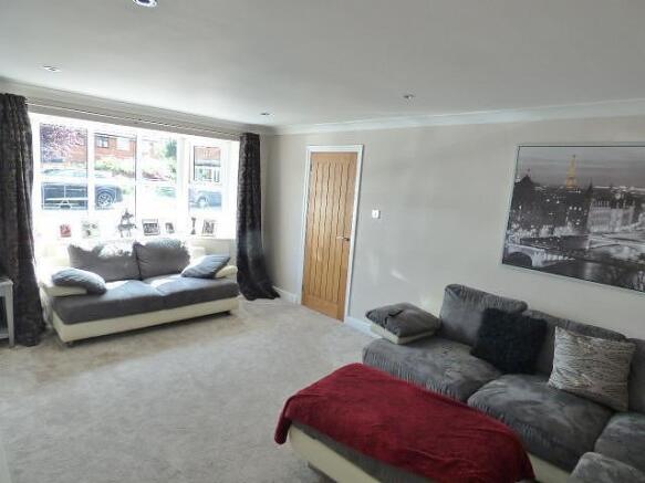 Lounge 2