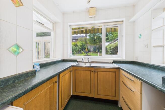 3 bed Semi-Detached for sale Image 7
