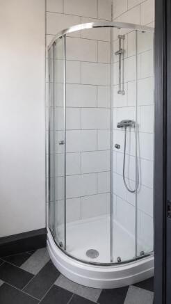 1 bed House Share to rent Image 5