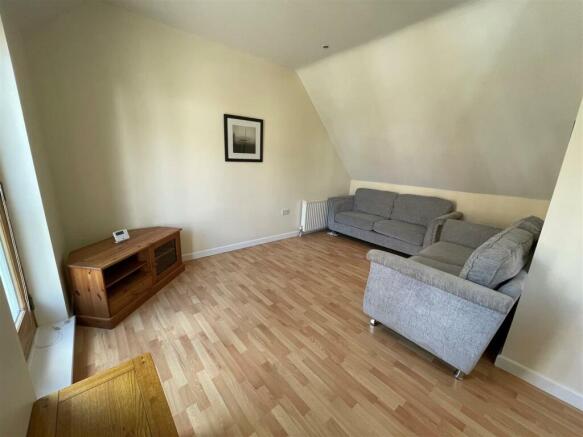 lounge.jpg
