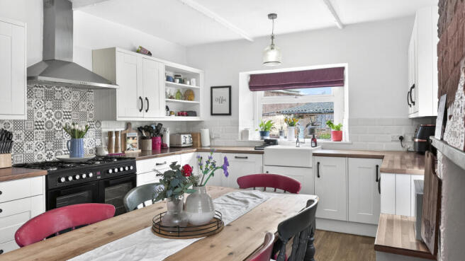 Kitchen/Dining Room