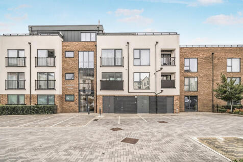 Kenley Place, Uxbridge