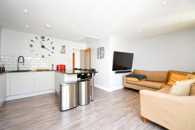 Copeland Close, Pensby, Wirral photo 4