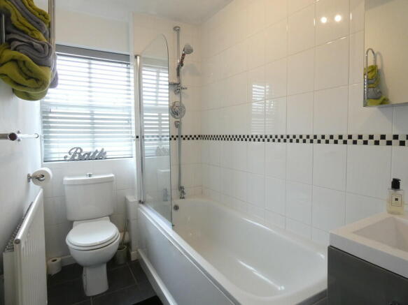 Photo 10