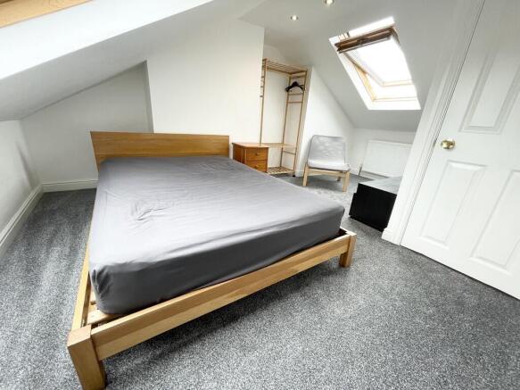 2 bed Terraced for sale Image 6