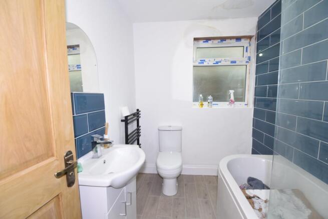 Bathroom_00001_01