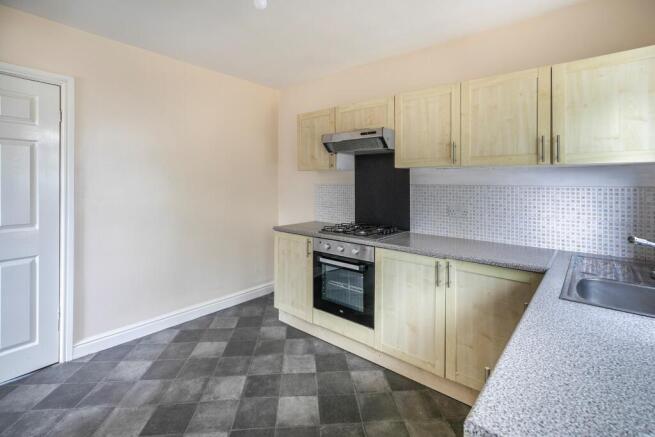3 bed Semi-Detached for sale Image 5