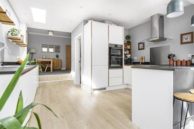 Kitchen/Dining/Famil