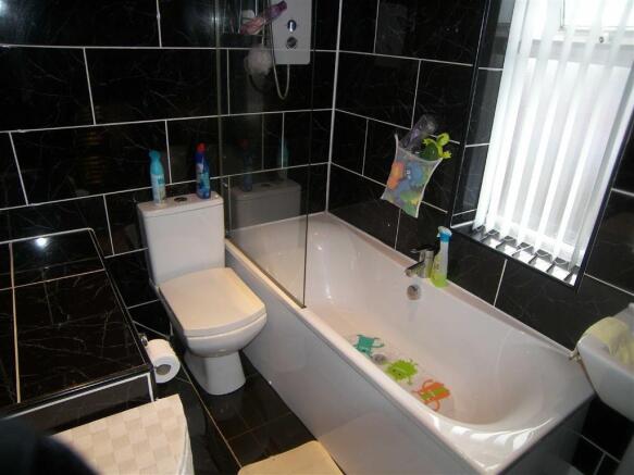 Family Bathroom: