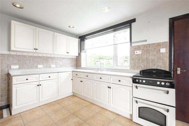 3 bed Bungalow for sale Image 8