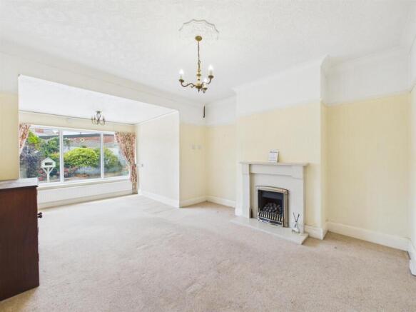 3 bed Detached for sale Image 6