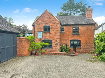 2, Stockwell End, Wolverhampton, WV6 9PH
