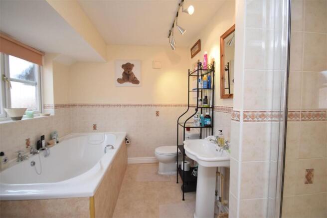 Photo 12