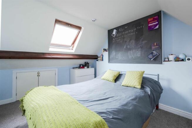 Bedroom 3 - View 2