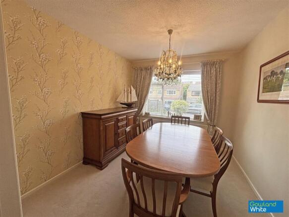 4 bed Detached for sale Image 7