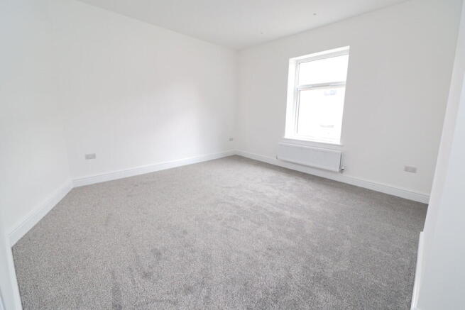 1 bed Apartment to rent Image 5